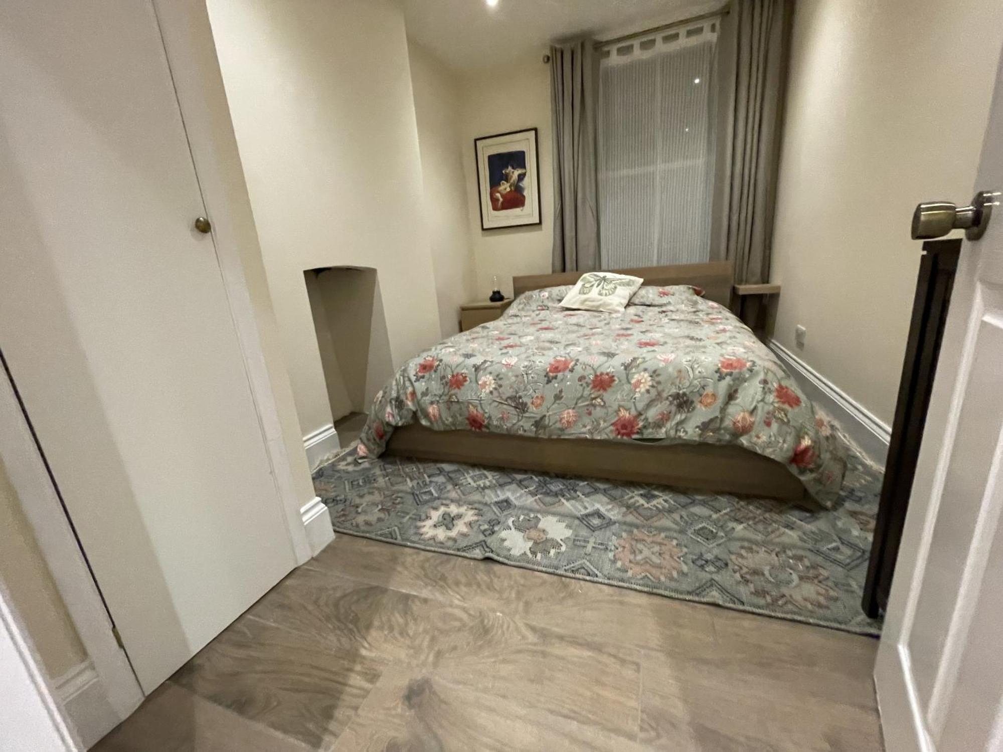 Globe Apartments Глостънбъри Екстериор снимка